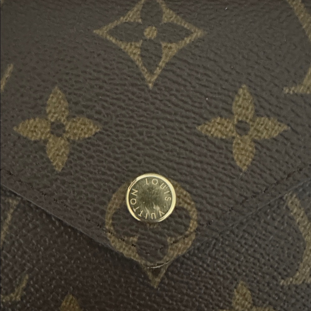 Louis Vuitton Monogram Brown Wallet with Gold-Tone Snap - Picture 6 of 6